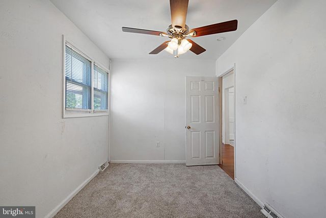 251 NOVACK DR, Clayton, NJ 08312
