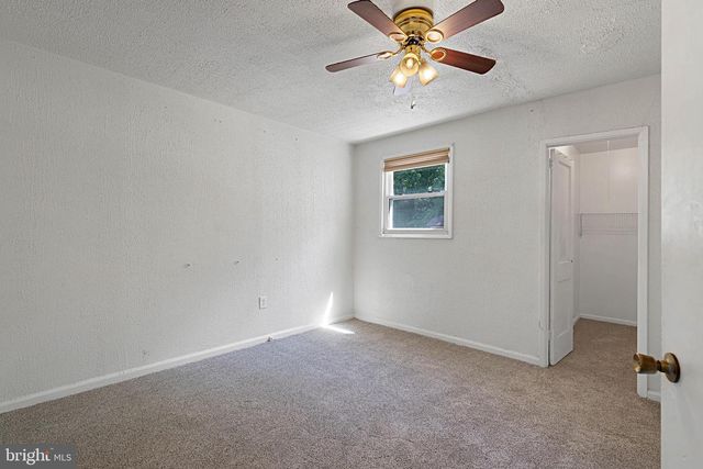 251 NOVACK DR, Clayton, NJ 08312