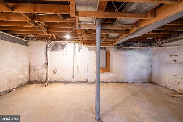 251 NOVACK DR, Clayton, NJ 08312
