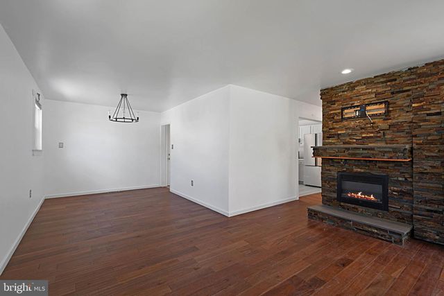251 NOVACK DR, Clayton, NJ 08312