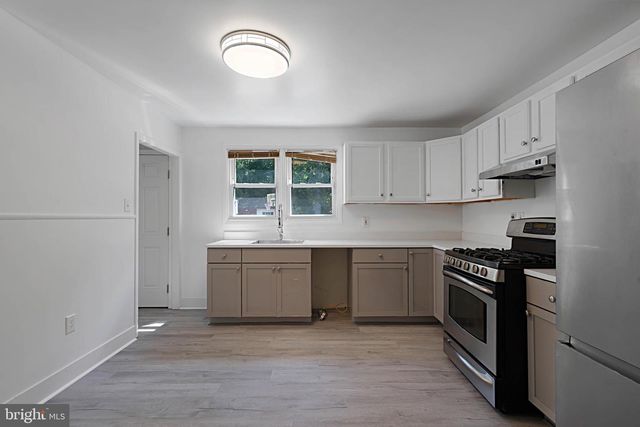 251 NOVACK DR, Clayton, NJ 08312