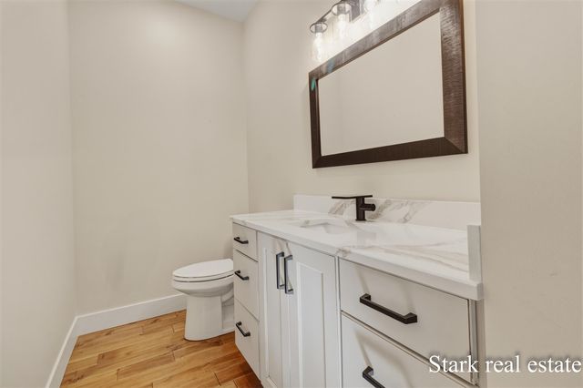 3670 Henry Street, Norton Shores, MI 49441