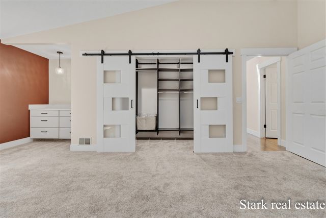 3670 Henry Street, Norton Shores, MI 49441