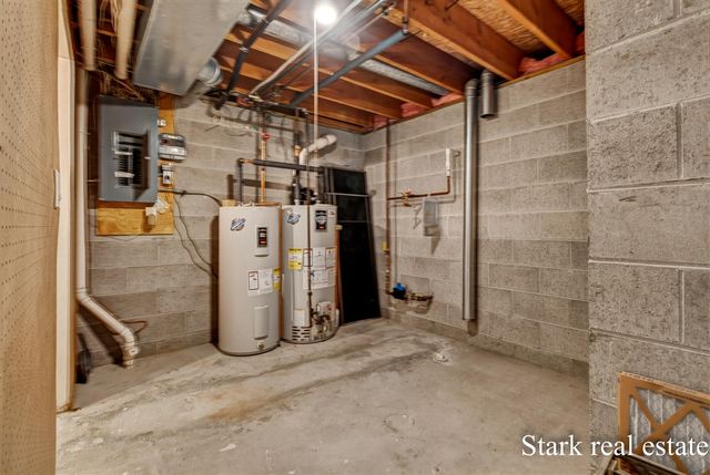 3670 Henry Street, Norton Shores, MI 49441