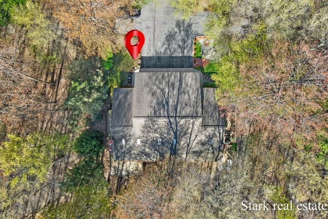 3670 Henry Street, Norton Shores, MI 49441