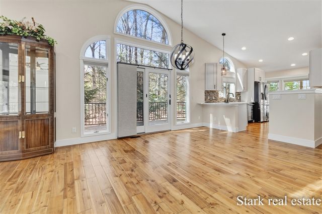 3670 Henry Street, Norton Shores, MI 49441