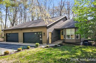 3670 Henry Street, Norton Shores, MI 49441