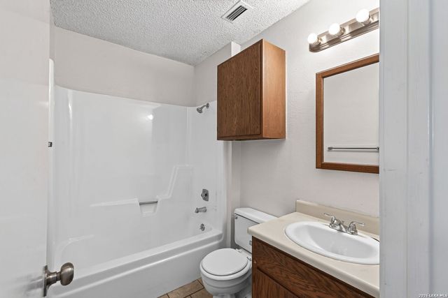7338 BRANDYRIDGE, San Antonio, TX 78250
