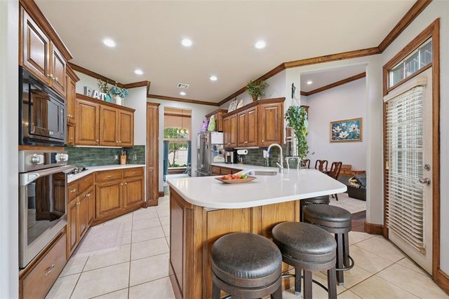 11009 Fairway Avenue, Oklahoma City, OK 73170
