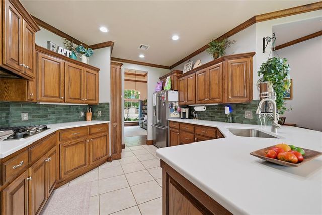 11009 Fairway Avenue, Oklahoma City, OK 73170