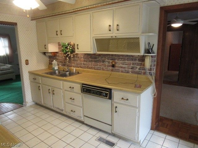 7967 N Gannett Road, Northfield, OH 44067