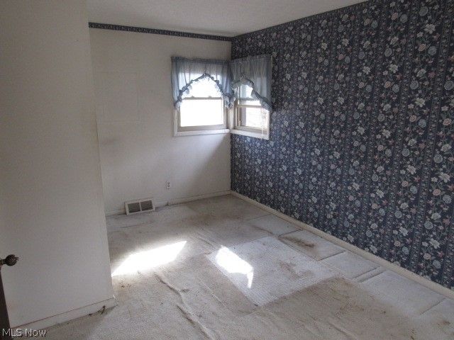 7967 N Gannett Road, Northfield, OH 44067