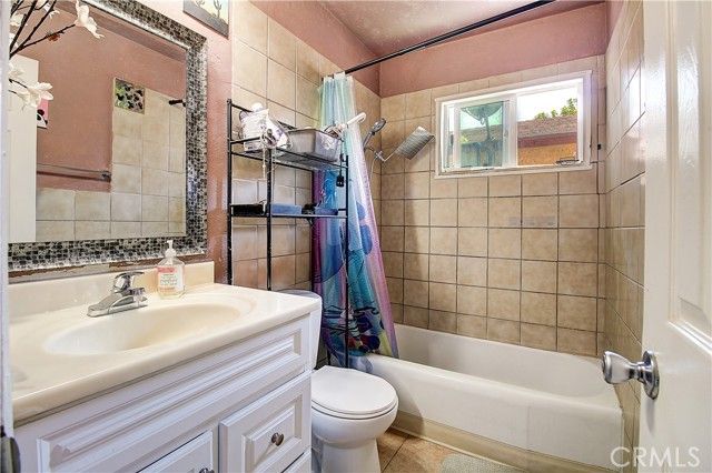 7811 Railroad Avenue, Riverside, CA 92504