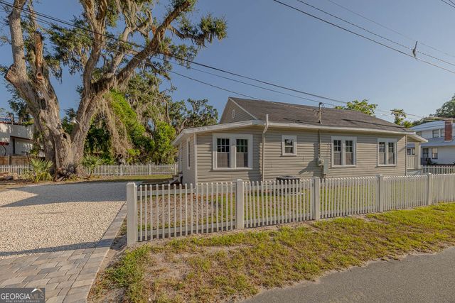 1525 Tillman Avenue, Brunswick, GA 31520