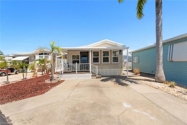 8571 Firwood DR, Estero, FL 33928