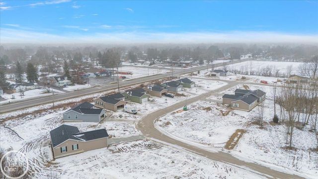 4225 Fairway View, Flint, MI 48506