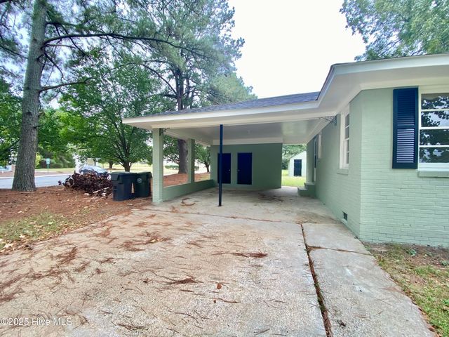 652 E New Hope Road, Goldsboro, NC 27534