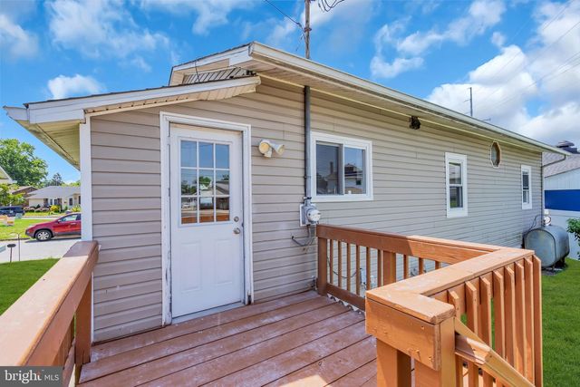 264 BIRCH ST, Carneys Point, NJ 08069