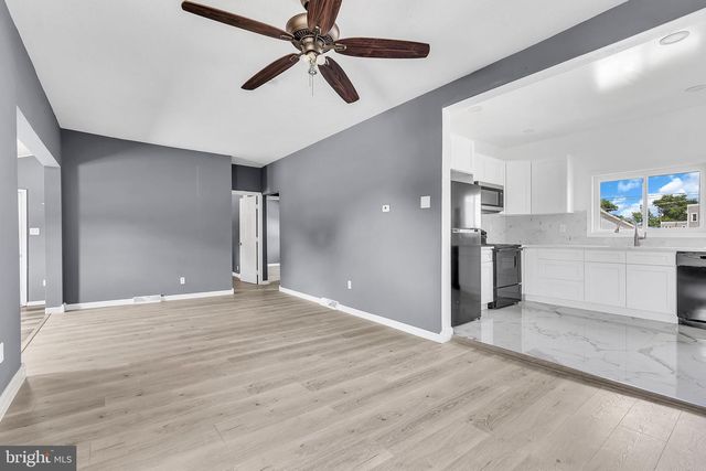 264 BIRCH ST, Carneys Point, NJ 08069