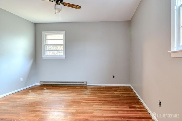 347 Lincoln Boulevard, Middlesex, NJ 08846