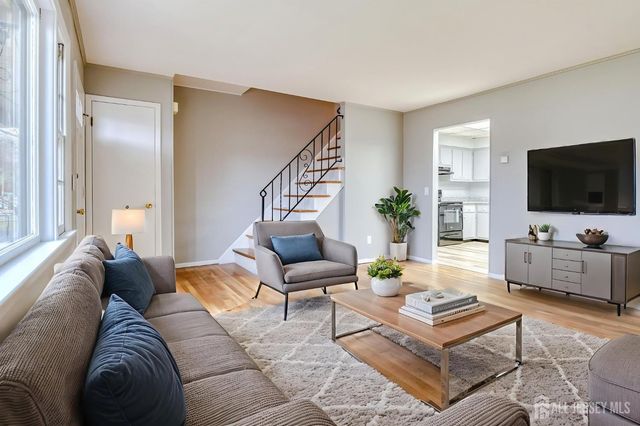 347 Lincoln Boulevard, Middlesex, NJ 08846