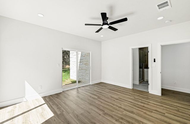 804 Hi CIR W, Horseshoe Bay, TX 78657