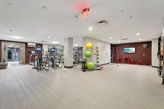 51 N High Street, 507, Columbus, OH 43215