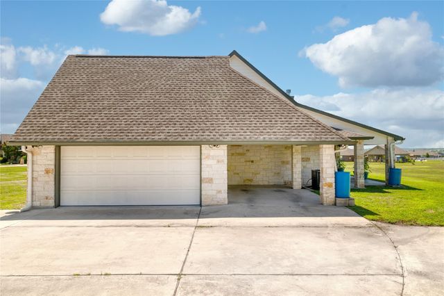 205 Highpoint WAY, Georgetown, TX 78626