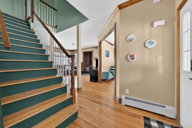 72 Coppergate Lane, Warwick, NY 10990