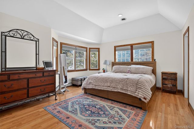 72 Coppergate Lane, Warwick, NY 10990