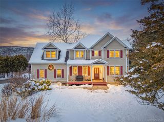 72 Coppergate Lane, Warwick, NY 10990