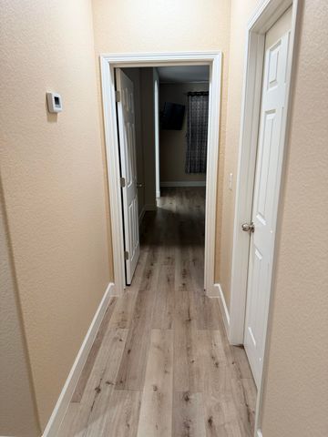 1983 Malvasia Court, Tulare, CA 93274