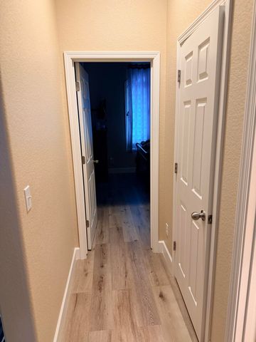 1983 Malvasia Court, Tulare, CA 93274