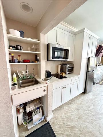 700 Biltmore Way 415, Coral Gables, FL 33134