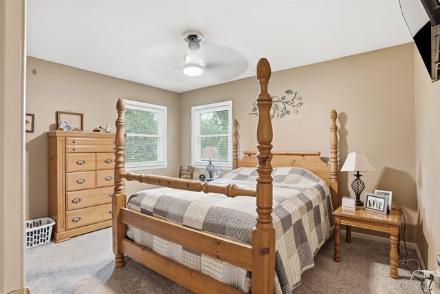 3306 Midway Drive, Waterloo, IA 50701