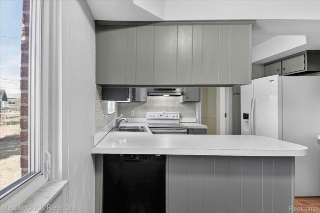 33815 Orban, Sterling Heights, MI 48310