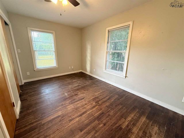 2408 WEDGEWOOD AVENUE, Wichita Falls, TX 76301