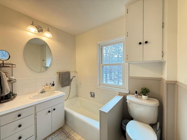 616 Lynn Road SW, Hutchinson, MN 55350