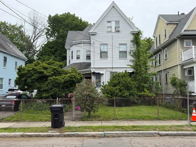 33 Melendy Ave, Watertown, MA 02472