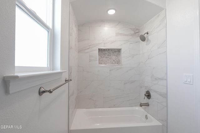 238 Olive Branch Trail, Santa Teresa, NM 88008