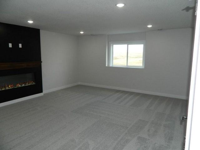 902 23rd St Circle NE, Kasson, MN 55944
