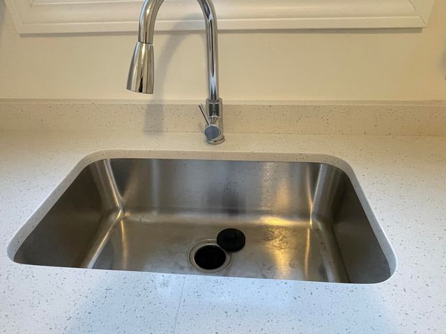 11739 Meyers Road, Detroit City, MI 48227