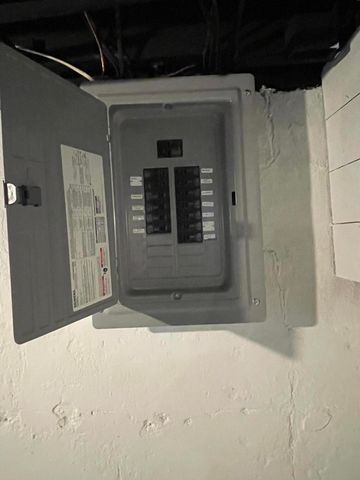 11739 Meyers Road, Detroit City, MI 48227