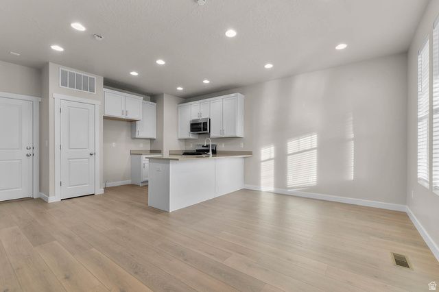 7808 W ALTA SPRINGS LN, Magna, UT 84044