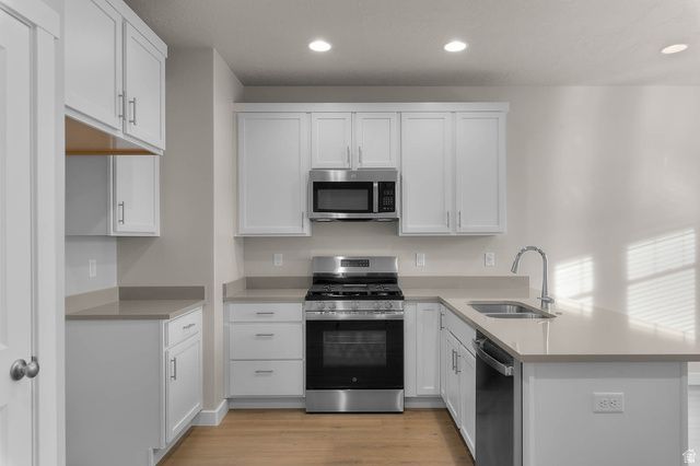 7808 W ALTA SPRINGS LN, Magna, UT 84044