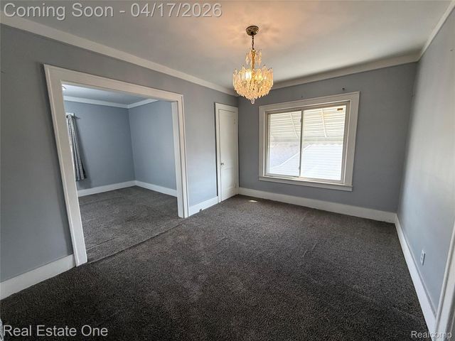 6117 Kenilworth Street, Dearborn, MI 48126