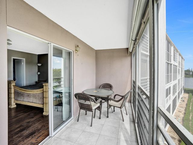 3014 Cornwall A, Boca Raton, FL 33434