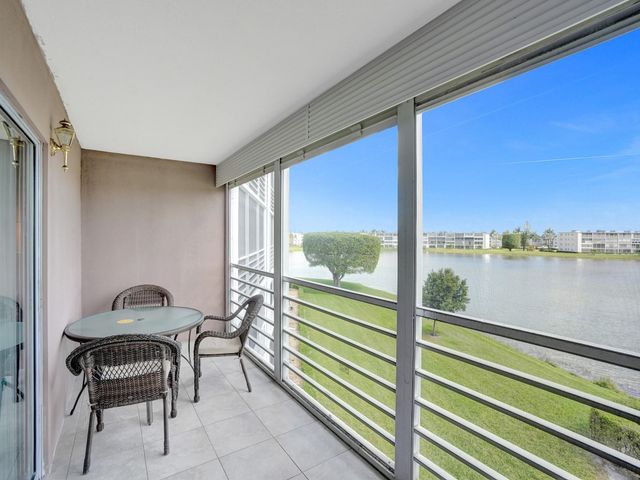 3014 Cornwall A, Boca Raton, FL 33434