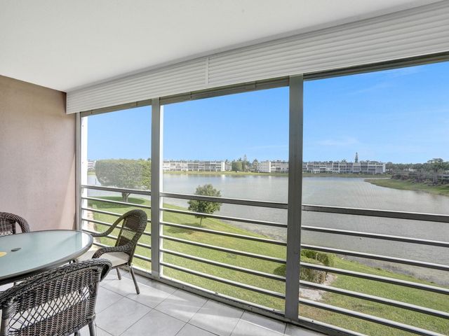 3014 Cornwall A, Boca Raton, FL 33434