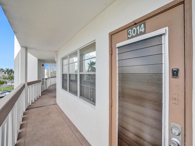 3014 Cornwall A, Boca Raton, FL 33434